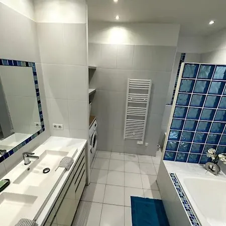 Bel Et Grand Appartement-proche Toutes Commodites *